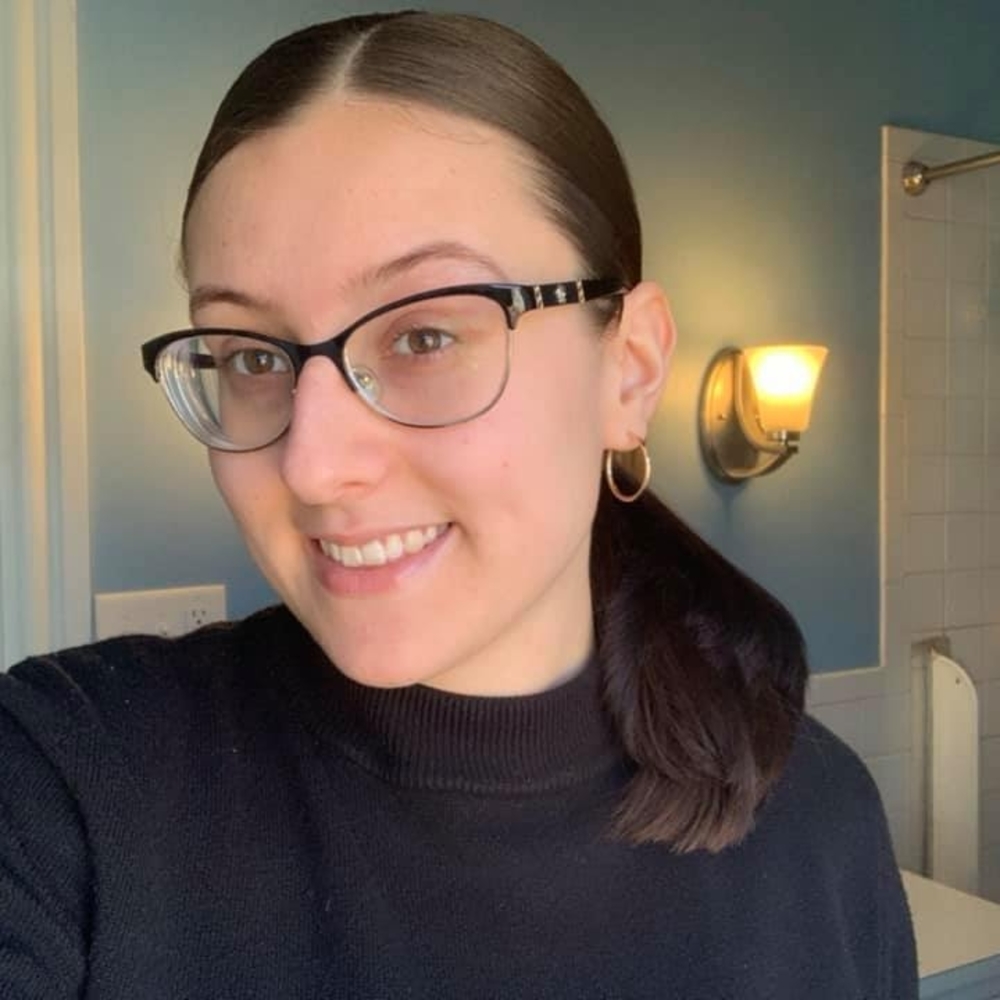 Meet your Posher, Lexi